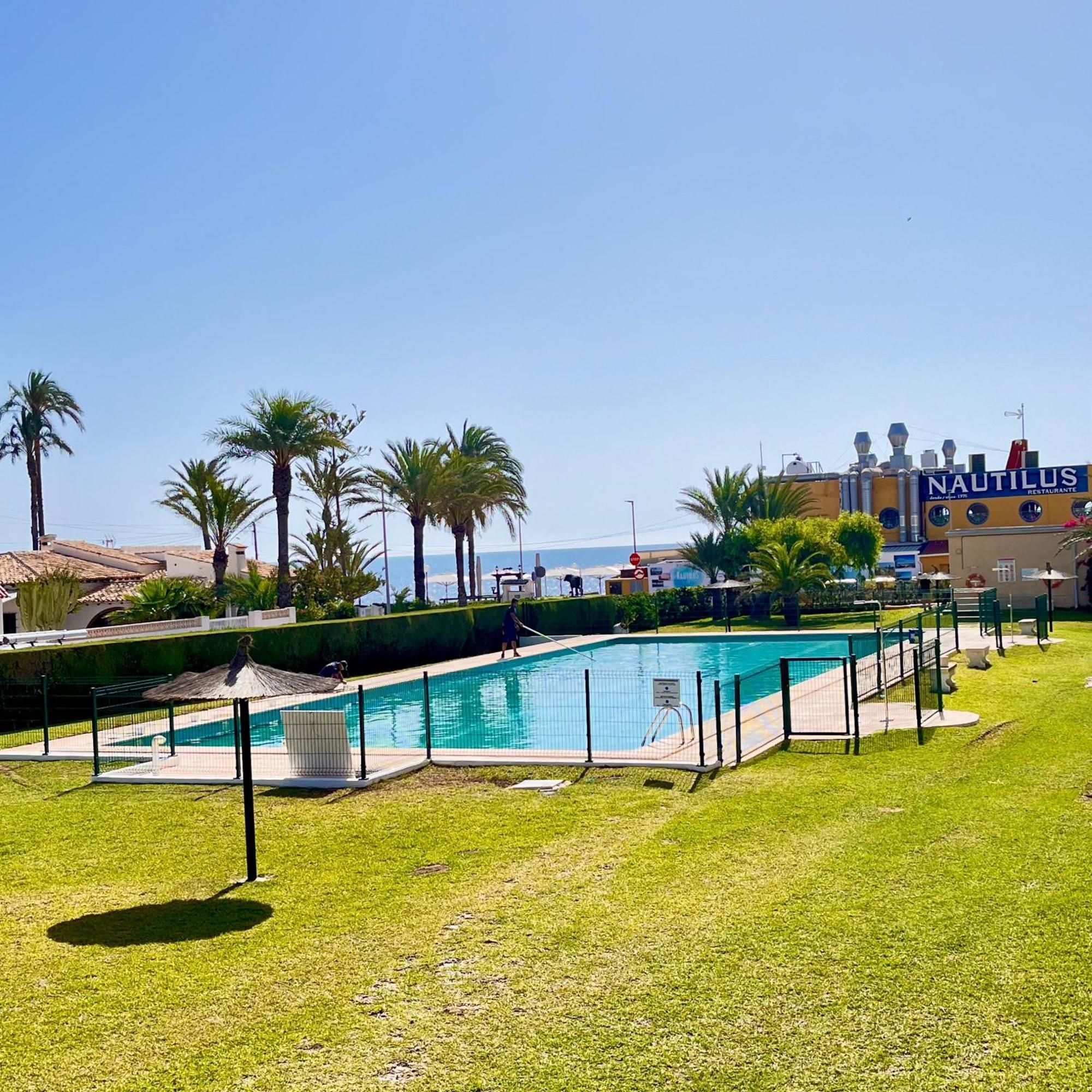 Sea View Apartment Beach Front Punta Prima Torrevieja Extérieur photo
